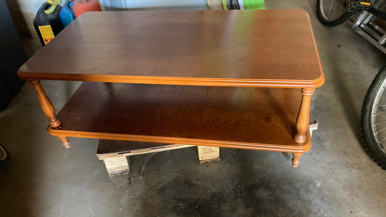 Table basse en merisier, 100 à 150 cm, Enlèvement, Utilisé, 50 à 100 cm