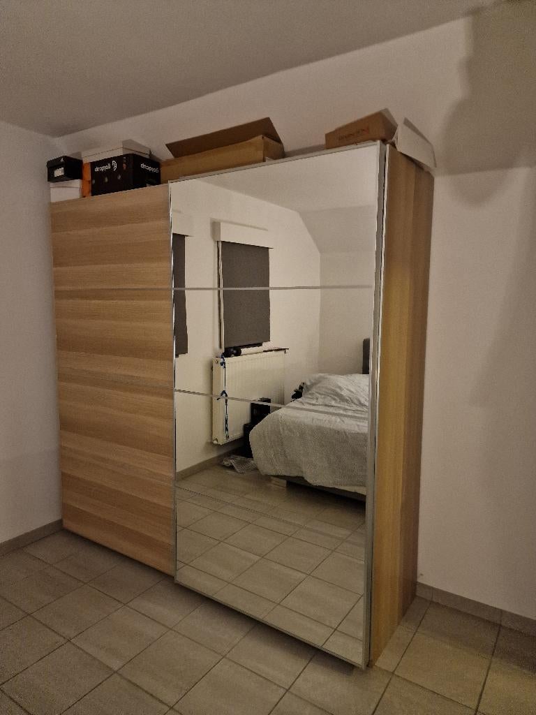 IKEA PAX kleerkast 200x66x202 cm – schuifdeuren met spiegel, Huis en Inrichting, 200 cm of meer, Zo goed als nieuw, 200 cm of meer