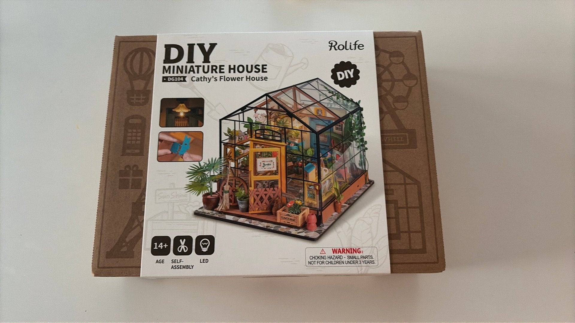 Rolife Cathy's Flower House (DG104), nieuw en ongeopend, Enlèvement ou Envoi, Neuf, Diorama