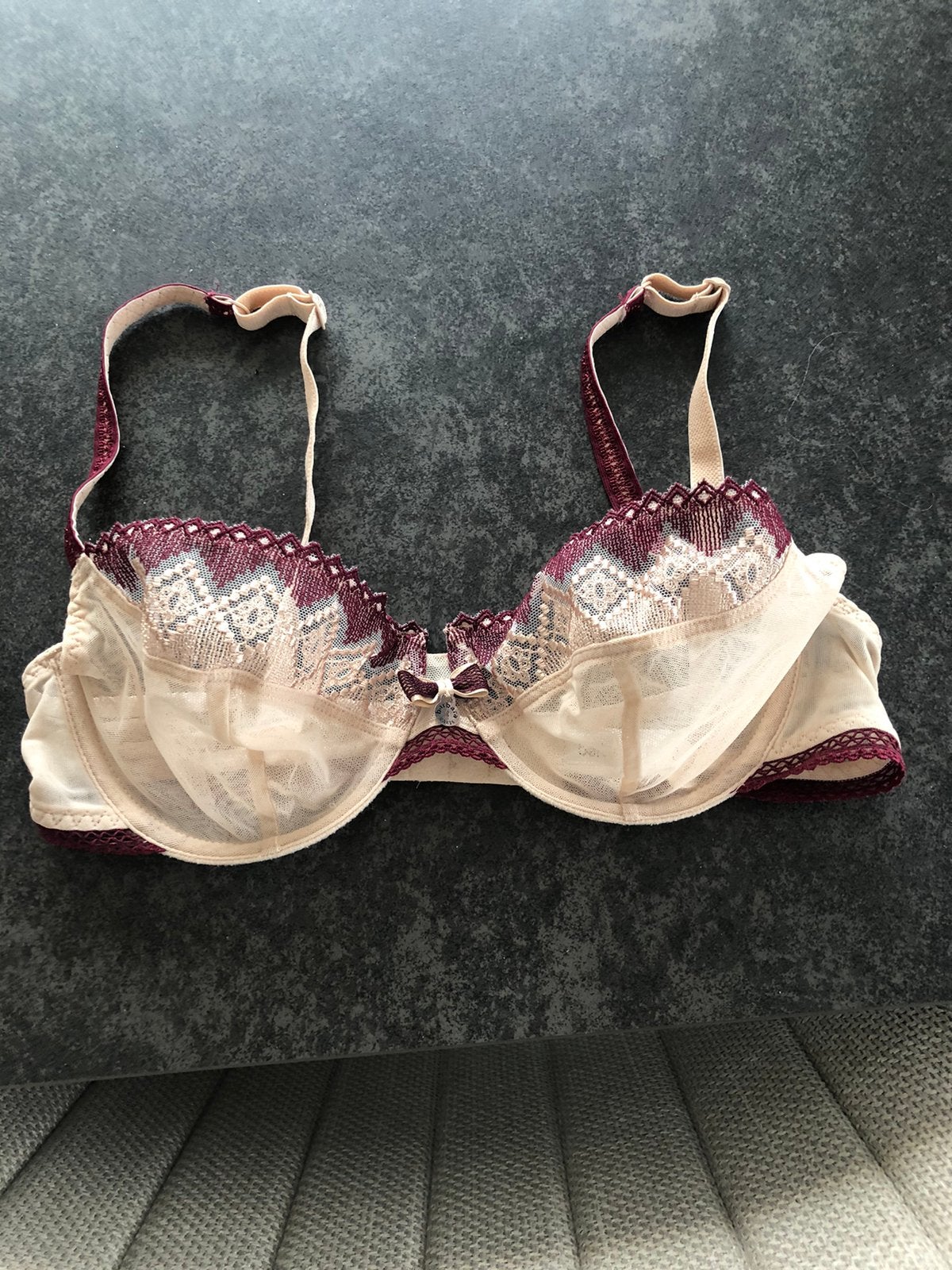 Ensemble soutien et slip, Enlèvement, Beige, Soutien-gorge