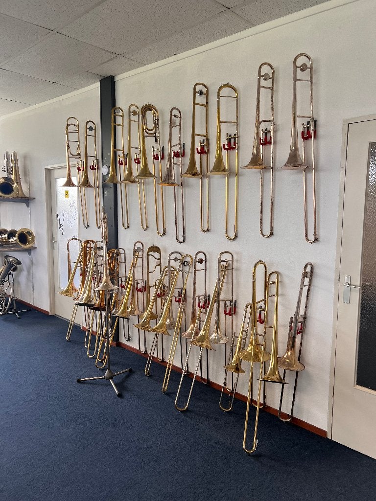Wij hebben verschillende gebruikte trombones op voorraad, Enlèvement, Utilisé, Ténor