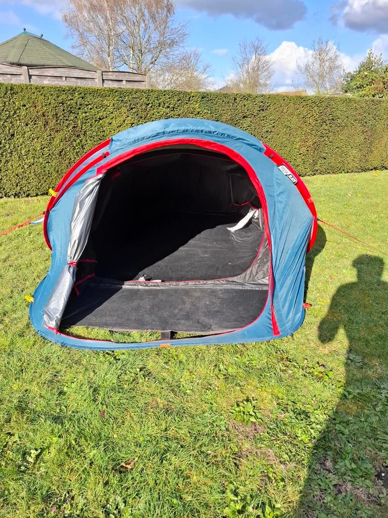 Tent Quechua 2 seconds, Caravans en Kamperen, Tenten, Ophalen, Zo goed als nieuw, Tot en met 2