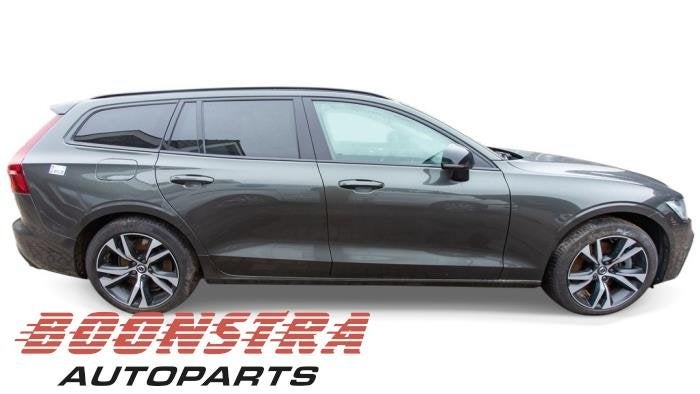 Portier 4Deurs rechts-voor van een Volvo V60 (72400), Gebruikt, -, Deur, -