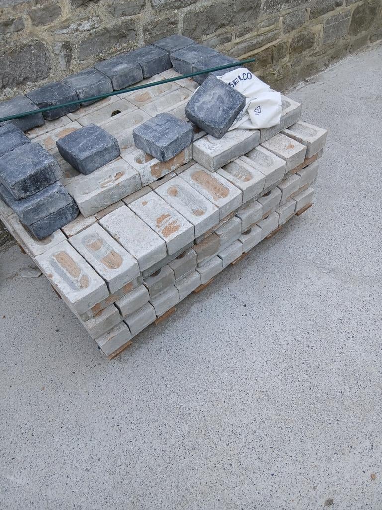 Excédent de chantier, Enlèvement, Briques