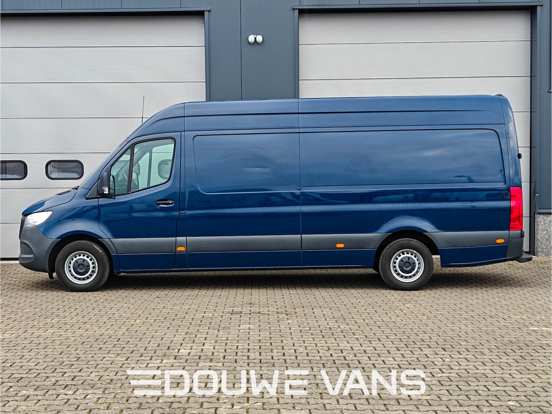 Mercedes-Benz Sprinter 315 L3 Automaat Camera Stoelverwarmin, Auto's, Automaat, Gebruikt, 4 cilinders, 2000 kg