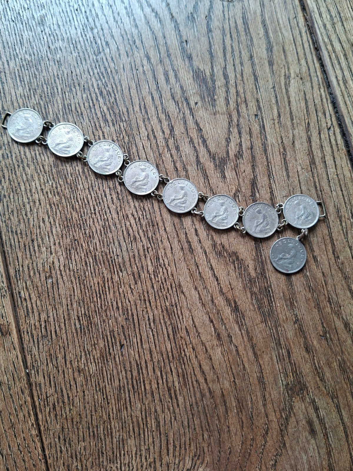Vooroorlogs Belgisch munten armband jaren '30, Verzamelen, Ophalen of Verzenden, Overige soorten, Embleem of Badge
