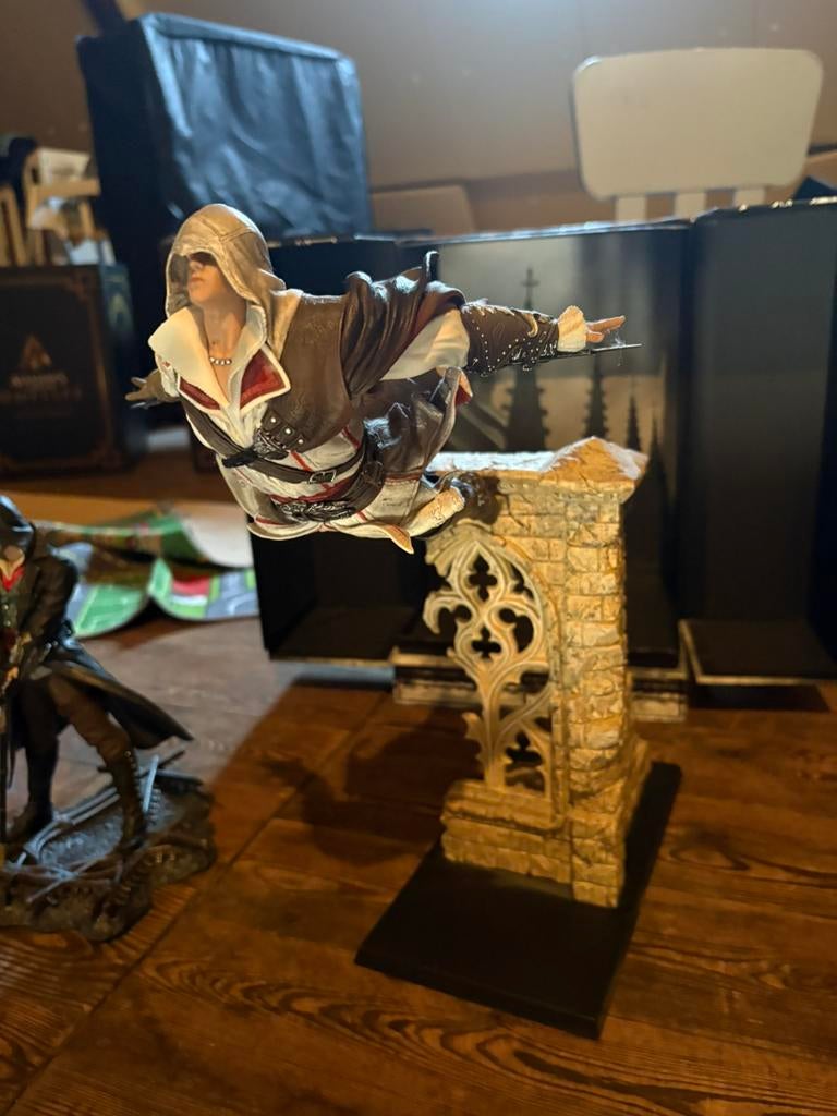 Ezio: Leap of Faith, Verzamelen, Beelden en Beeldjes, Zo goed als nieuw, Fantasy, Ophalen