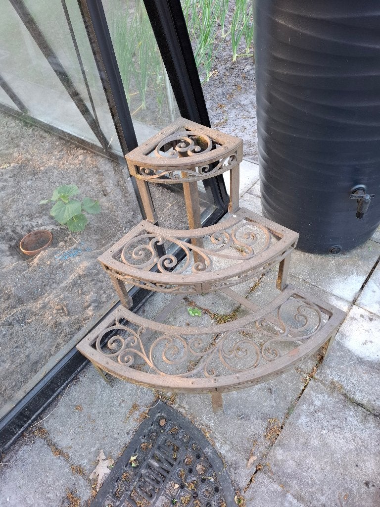 Esschert Design Kwartrond Etagère, Enlèvement, Utilisé, Étagère, Métal