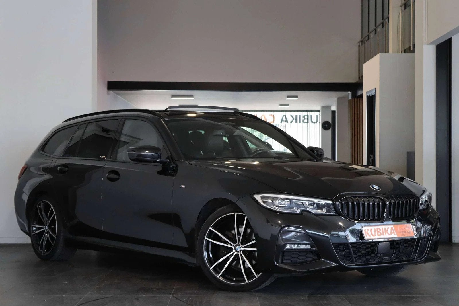 BMW 3 Serie 320 Touring 320 dA M-Pakket DodeH Pano ACC Garan, 118 g/km, Euro 6, 4 cilinders, Leder