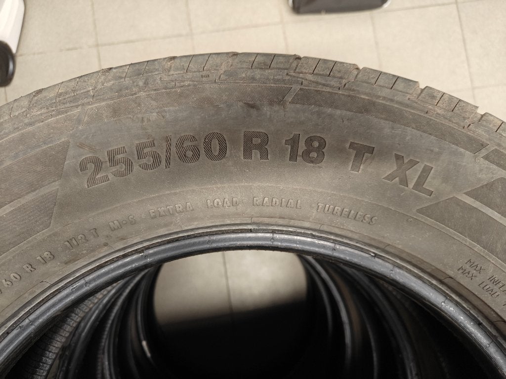 Banden 255/60/18 Continental CrossContact, Auto-onderdelen, Ophalen, 18 inch, Gebruikt, 255 mm
