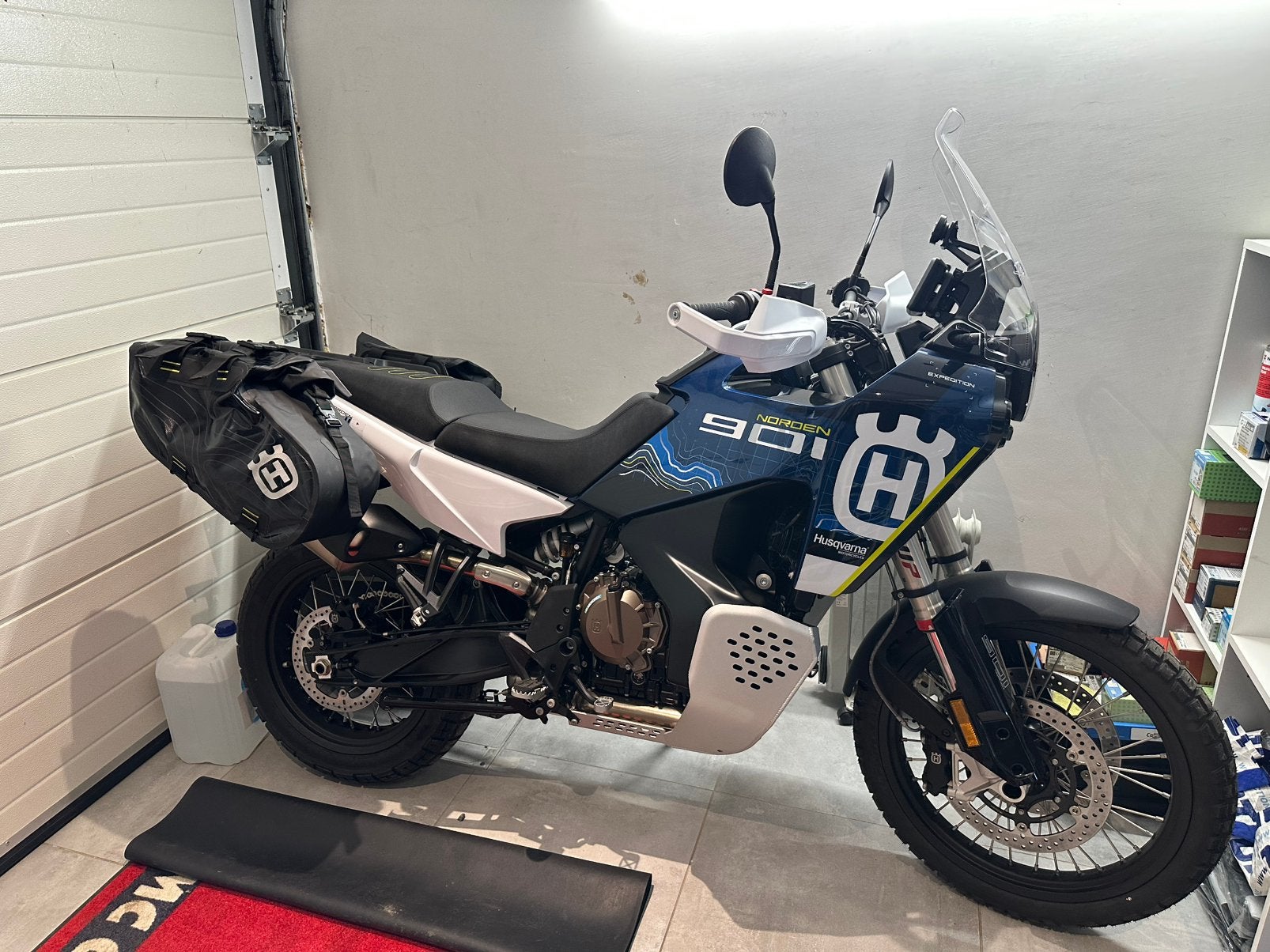 Husqvarna Norden 901 Expédition, Tourisme, Plus de 35 kW, Manuelle, Neuf