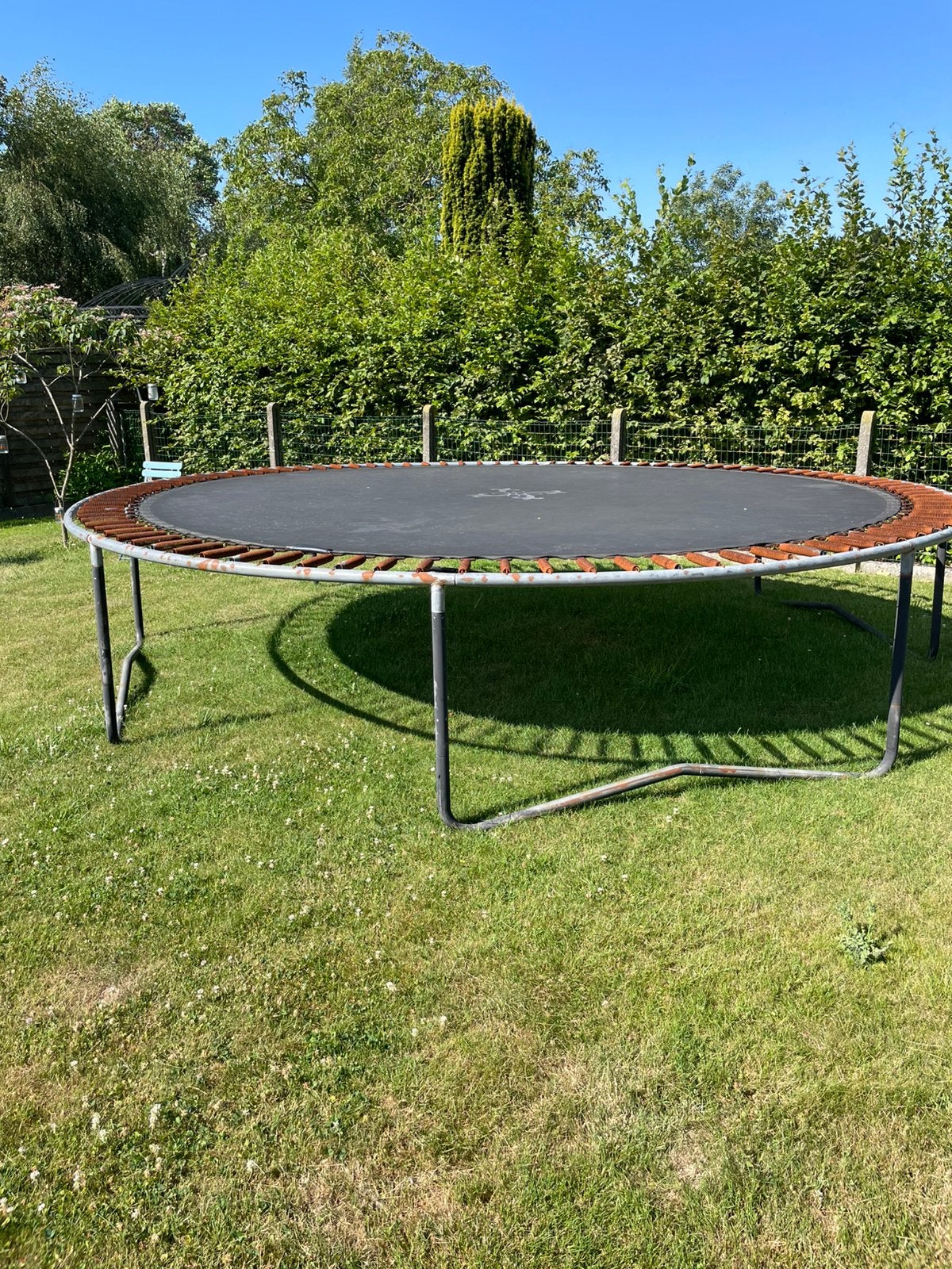 Trampoline, Enlèvement, Comme neuf