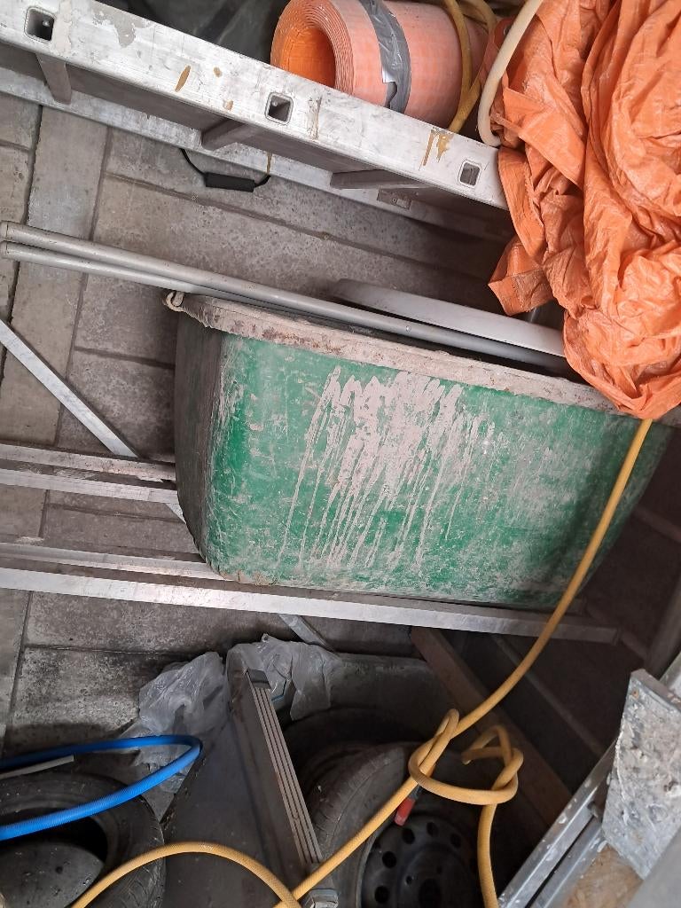 2 Mortelkuipen, Doe-het-zelf en Bouw, Ophalen, Gebruikt