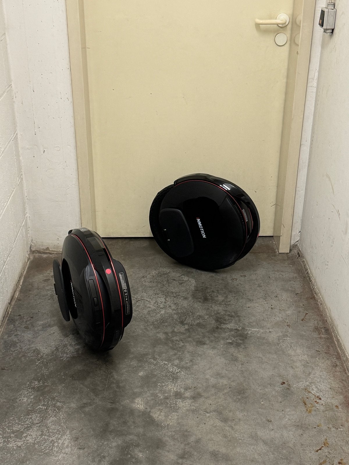 Monocycle électrique InMotion V8F, Fietsen en Brommers, Ophalen, Zo goed als nieuw, Overige typen