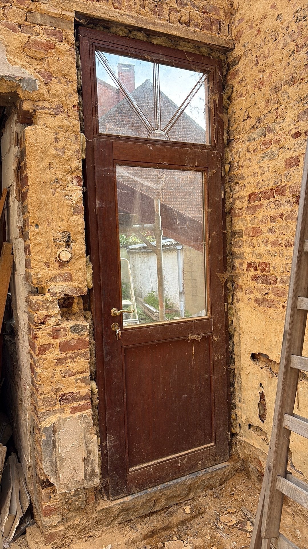 Porte extérieur + châssis fenêtre en meranti, Enlèvement, Comme neuf