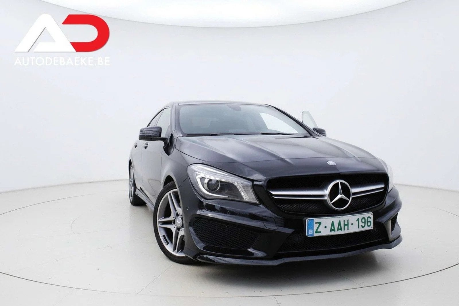 Mercedes-Benz CLA-Klasse 180 AMG Line / Sportuitlaat / Xenon, Autos, Mercedes-Benz, CLA, Achat, Euro 6, Entreprise