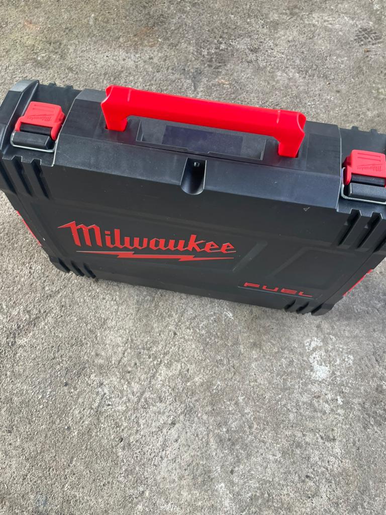 Boite Milwaukee, Bricolage & Construction, Boîtes à outils, Enlèvement, Comme neuf