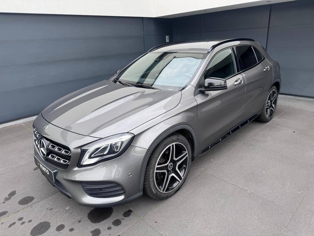 Mercedes GLA180 AMG + NIGHT packet. 1 JAAR GARANTIE, Autos, 90 kW, Argent ou Gris, Euro 6, Entreprise