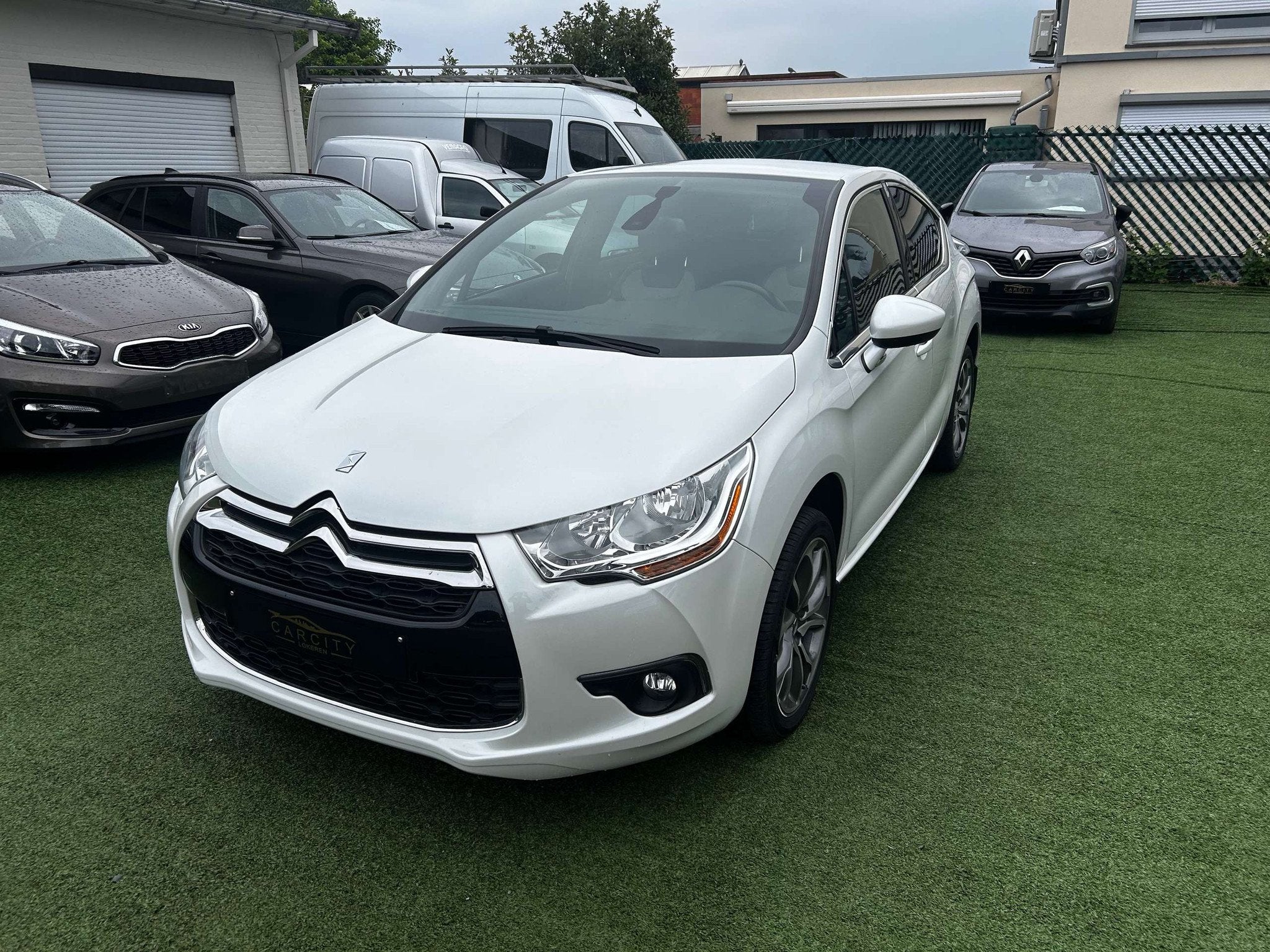 Citroën DS4 1.6 AUTOMAAT Sport Chic  45833 KM GPS 12M, Autos, Citroën, Euro 5, Achat, Entreprise, Noir