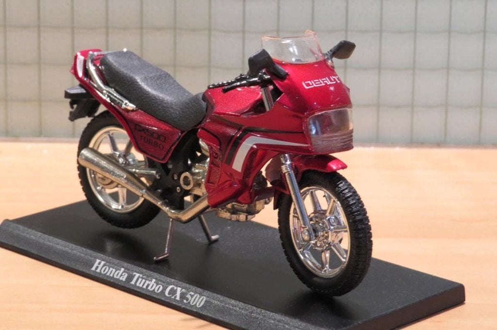 Honda CX500 Turbo 1:18 blister, Enlèvement ou Envoi, Neuf, Moteur, Autres marques