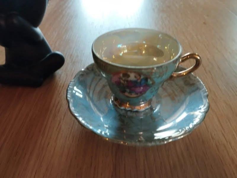 Tasse à thé + soucoupe vintage en porcelaine de Versailles, Enlèvement