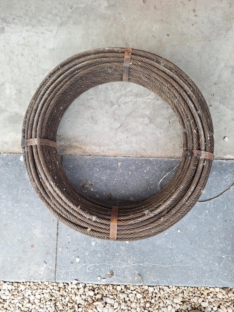 Rol stalen ijzer kabel, Doe-het-zelf en Bouw, Ophalen of Verzenden, IJzer