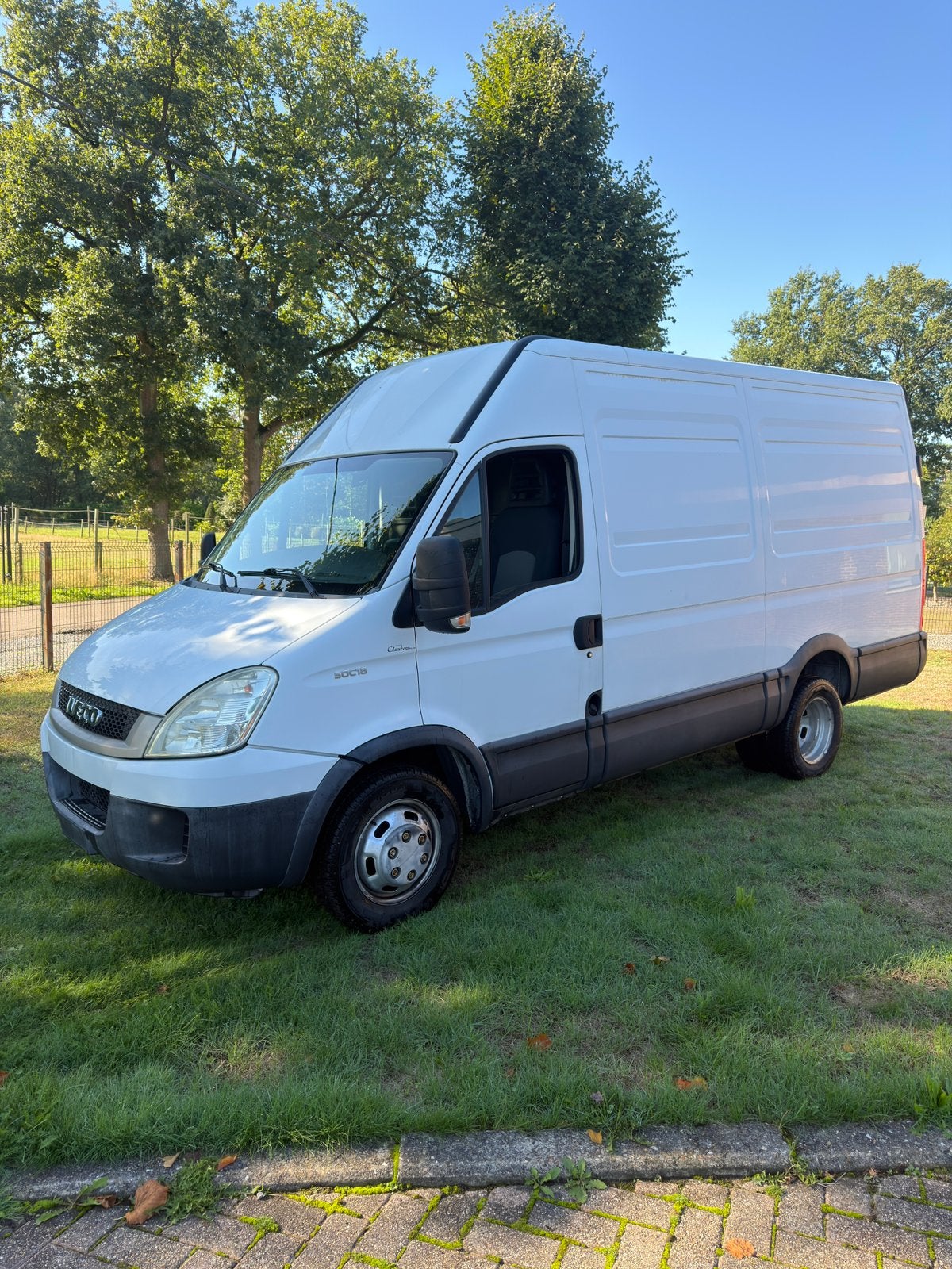 Iveco Dailey 50C18*3,5ton trekvermogen*gekeurd*, Achat, Entreprise, Boîte manuelle, Noir