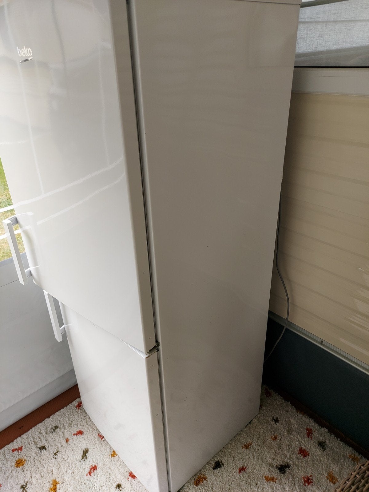 frigo en diepvries combine, weinig gebruikt beko., Ophalen, Met aparte vriezer, Zo goed als nieuw, 140 tot 160 cm