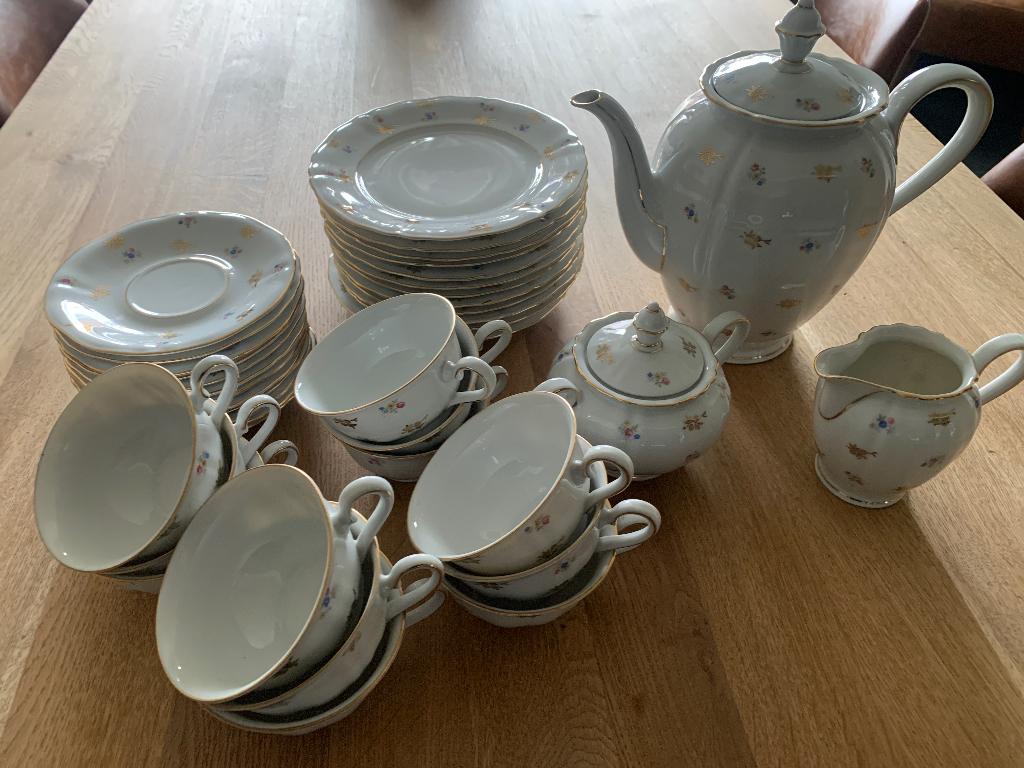 Vintage 12 delig Bavaria koffie servive, Ophalen
