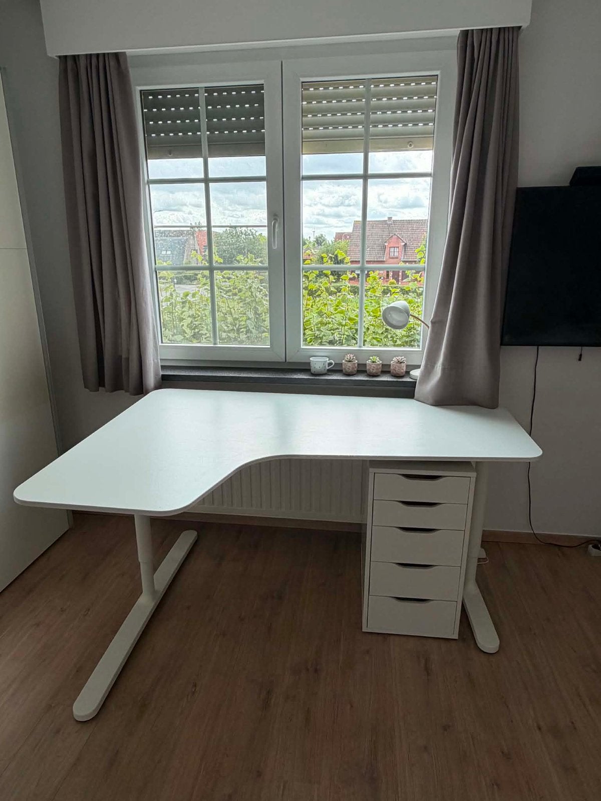 Bureau en ladenkastje Ikea, Huis en Inrichting, Bureaus, Ophalen, In hoogte verstelbaar, Zo goed als nieuw, IKEA
