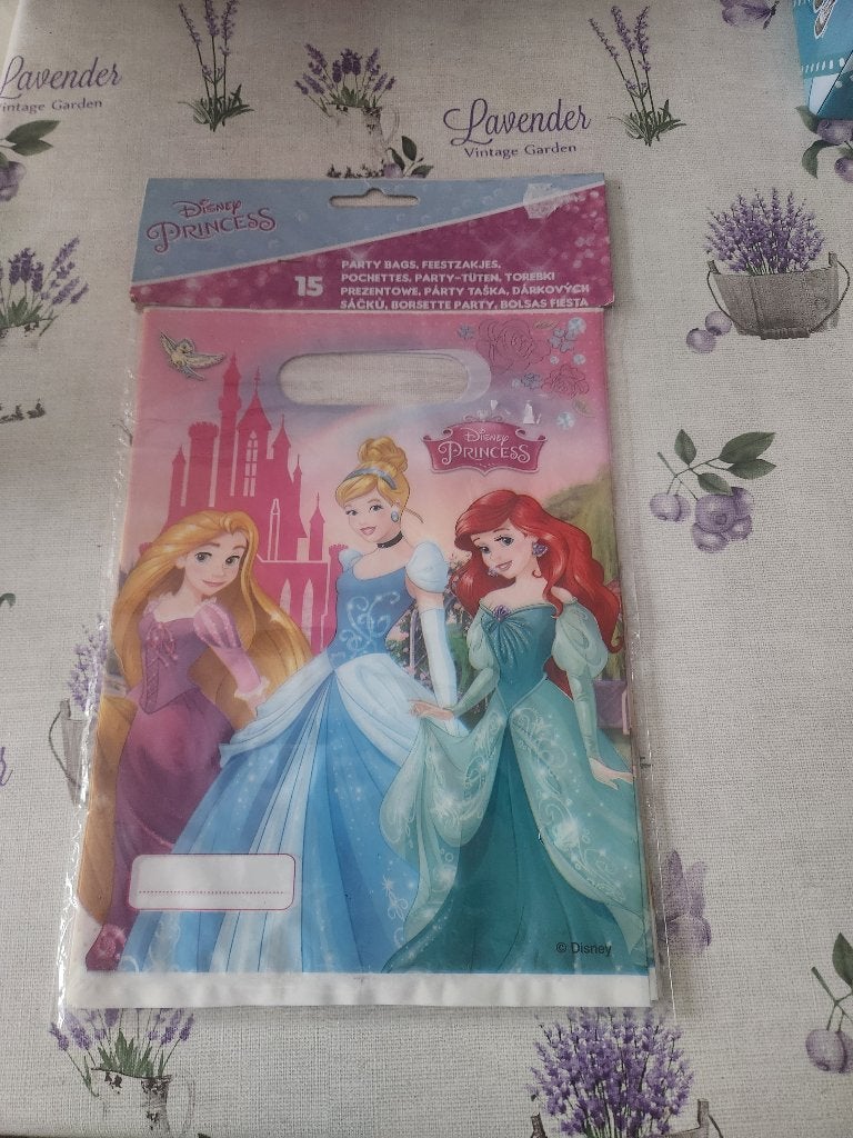 Disney 15 feestzakjes ongeopende verpakking, Ophalen of Verzenden, Nieuw