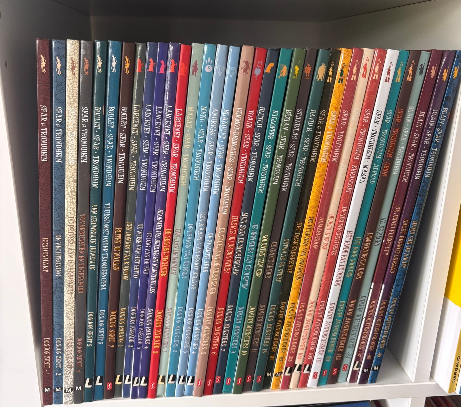 Donjon strip reeks hardcovers, Boeken, Stripverhalen, Ophalen, Zo goed als nieuw