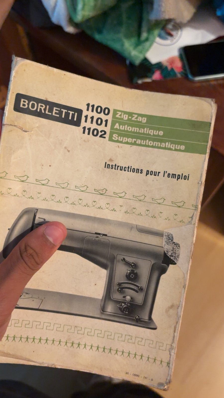 Machine à coudre ancienne BORLETTI 1101 avec meuble en bois, Hobby & Loisirs créatifs, Machines à coudre & Accessoires, Enlèvement