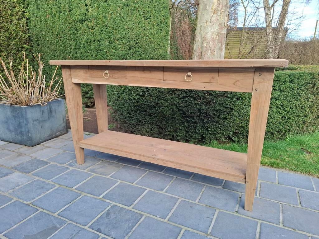 Sidetable uit massieve teak. Geluchtgomd., Ophalen of Verzenden