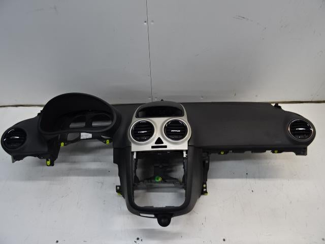 DASHBOARD Opel Corsa D (01-2006/12-2014), Auto-onderdelen, Gebruikt, Rue de l'Espoir 34 34
4030  GRIVEGNÉE, BE, Info@Collignon.be