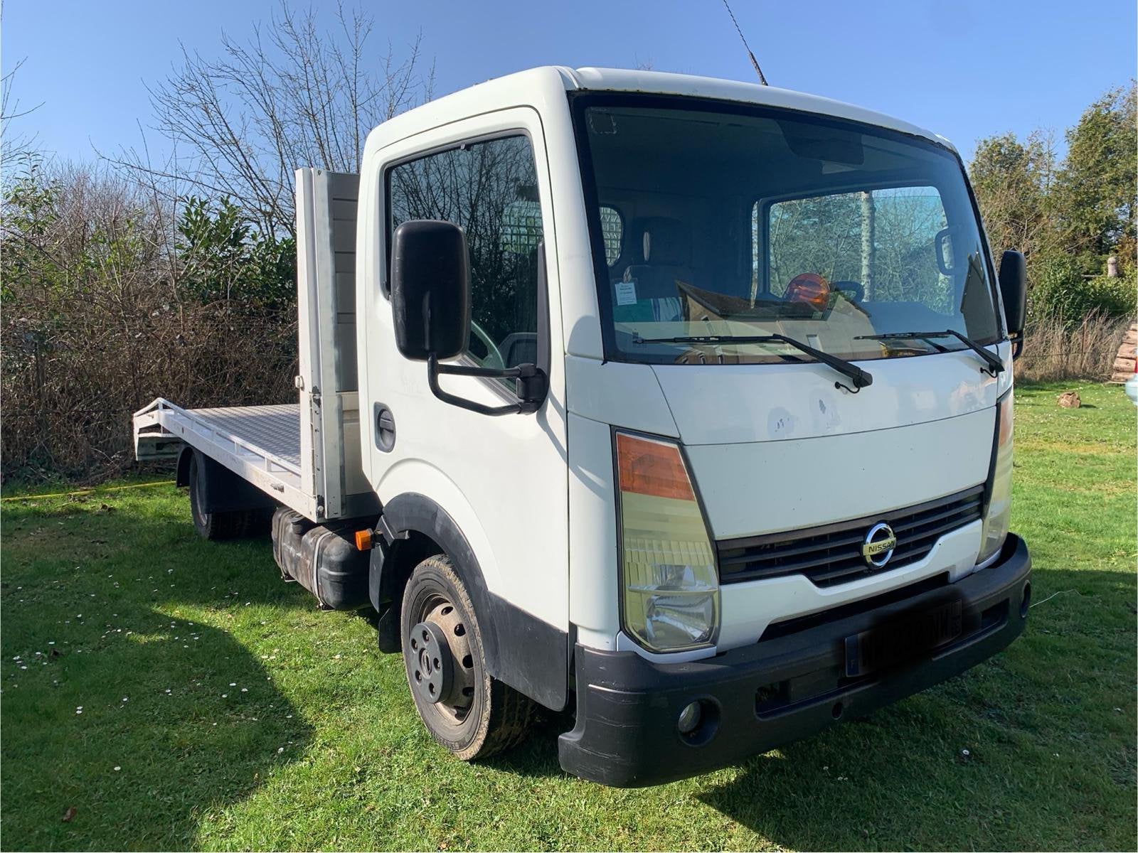 Nissan cabstar dépanneuse, Achat, 2500 cm³, Boîte manuelle, 96 kW