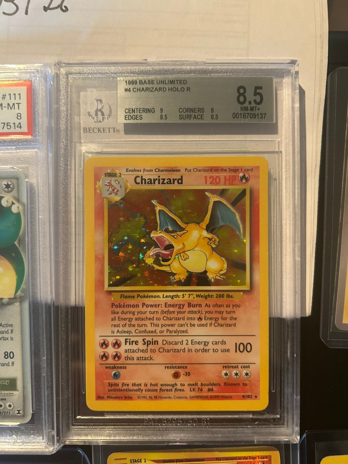 Charizard base set beckett 8.5, Ophalen, Zo goed als nieuw