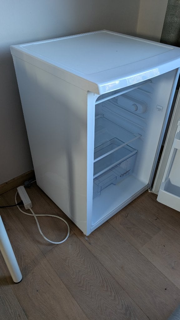 Frigo table BEKO TSE1423, Ophalen, Minder dan 85 cm, 100 tot 150 liter, 45 tot 60 cm