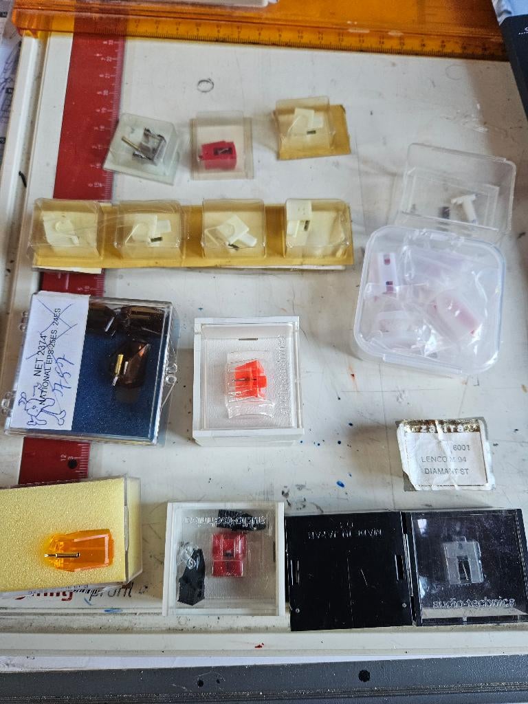 Aiguille tourne disque divers modeles, Audio, Tv en Foto, Platenspelers, Ophalen, Nieuw, Platenspeler-onderdeel, Technics