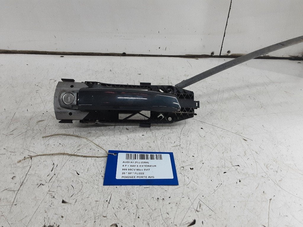 POIGNEE EXTERIEURE AVANT GAUCHE Audi A1 Sportback (GBA), Mevr. I. Hauben, Audi, Utilisé, Avant