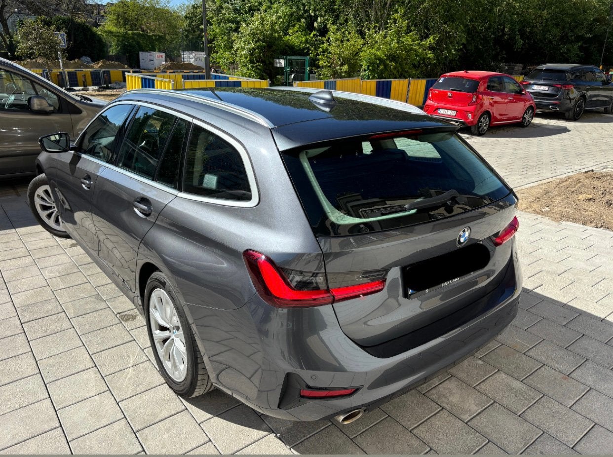 BMW 318i Touring Automatique | 06/2021 | 146.000 km, Autos, Cuir, Argent ou Gris, Achat, Euro 6