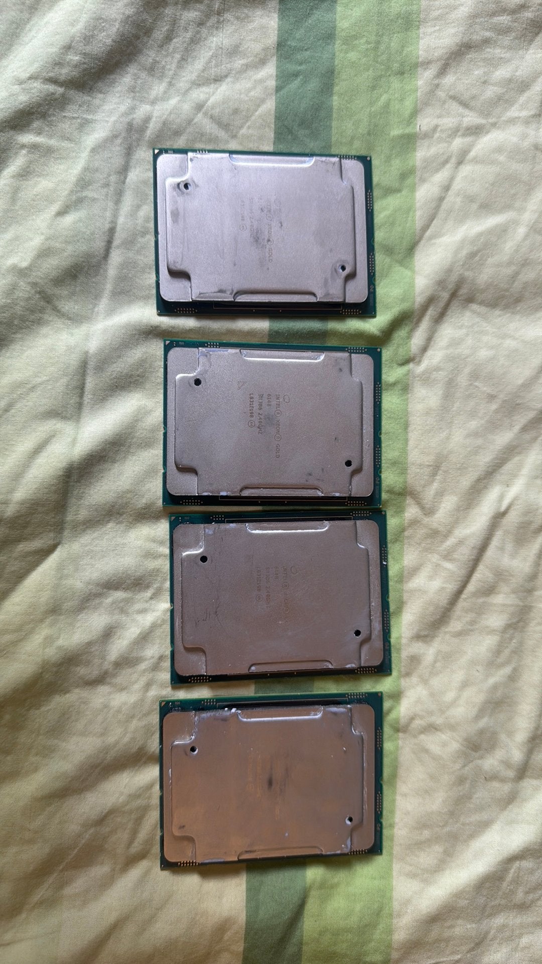 Intel Xeon Gold 6148 – 20 cœurs / 40 threads – 2,40 GHz, Informatique & Logiciels, Enlèvement ou Envoi, Utilisé, Autres, 2 à 3 Ghz