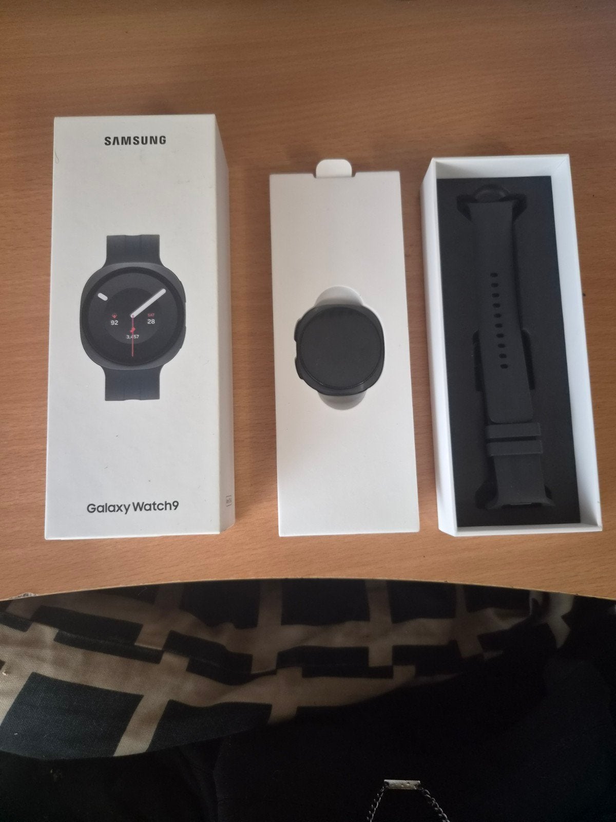 ​Samsung Galaxy Watch 9 (40mm) - Version LTE / 4G + Bluetoot, Ophalen, Nieuw
