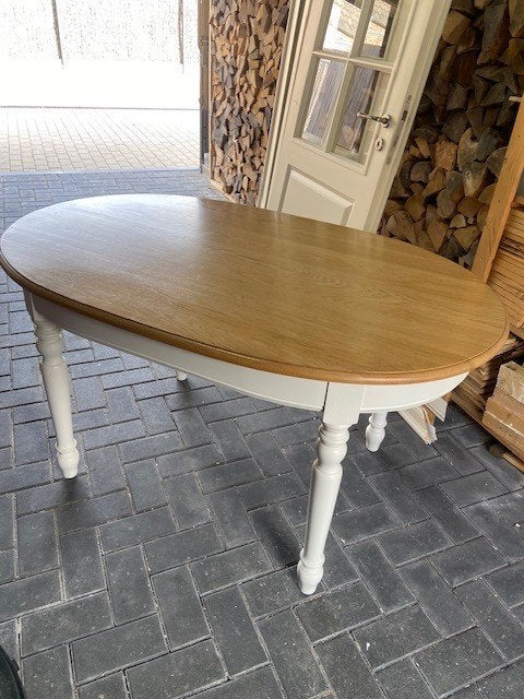 eiken tafel te koop 150 €, Huis en Inrichting, Ophalen, Zo goed als nieuw, Ovaal, Eikenhout