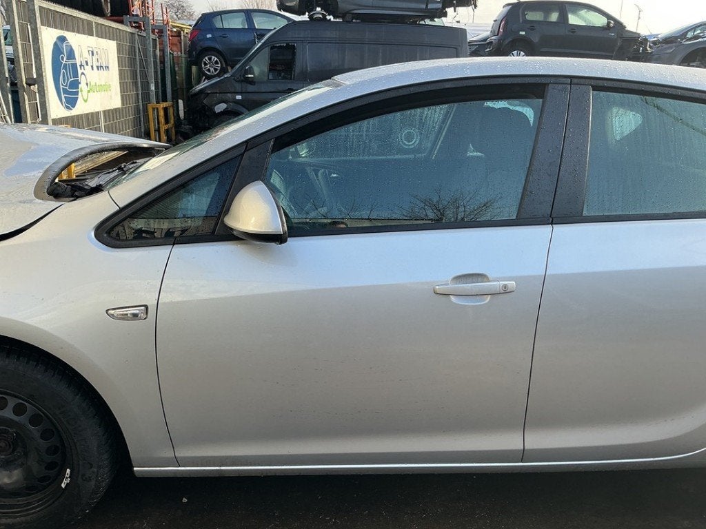 PORTE AVANT GAUCHE Opel Astra J (PC6 / PD6 / PE6 / PF6), Autos : Pièces & Accessoires, Opel, Opel Automobile GmbH, Utilisé, Porte
