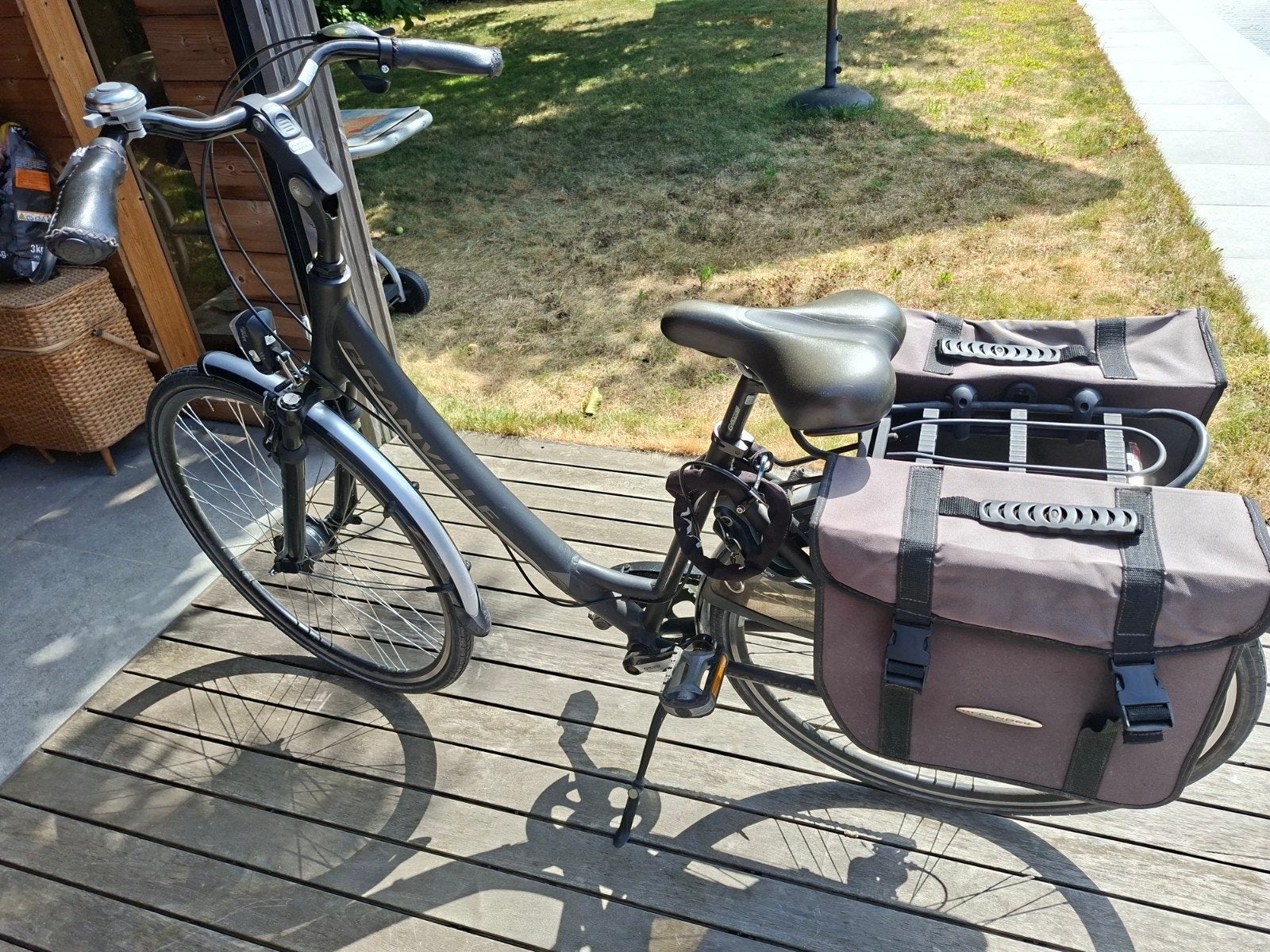 Gewone damesfiets granville in goede staat, Enlèvement
