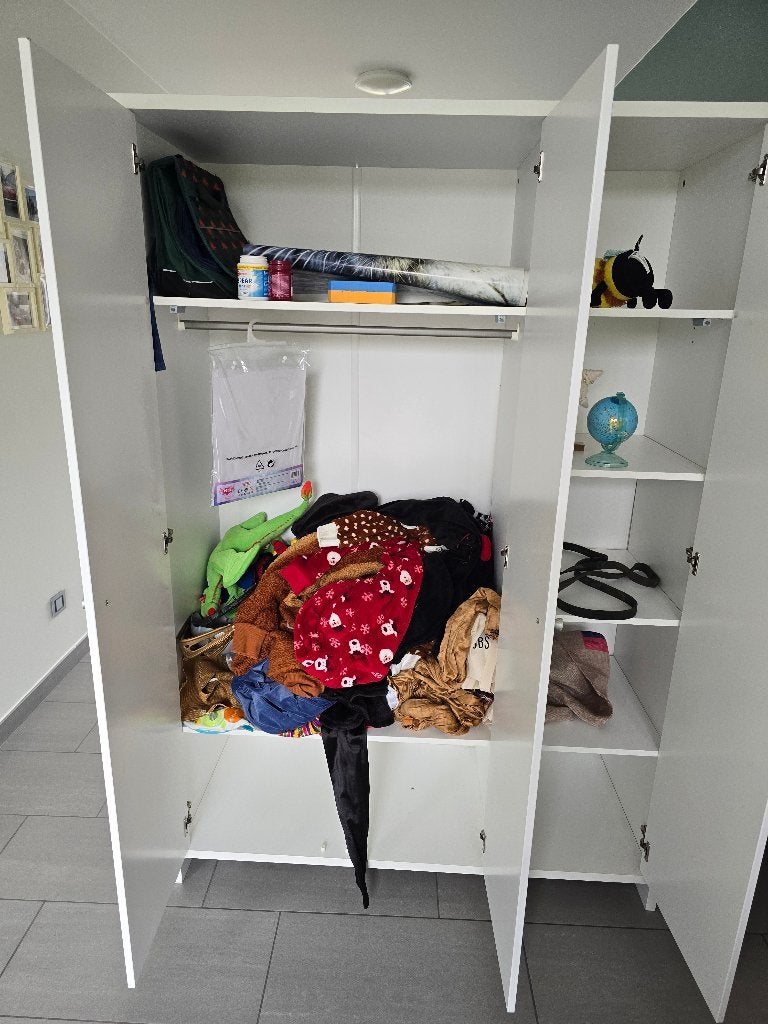 Witte 3-deurs kinderkast, Kinderen en Baby's, Ophalen, Gebruikt, Kast, 50 tot 70 cm