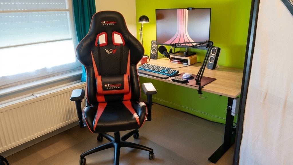 Chaise Gamer GT Omega Racing + Coussins (Accoudoirs 4D), Maison & Meubles, Chaises de bureau, Utilisé, Chaise de bureau, Noir