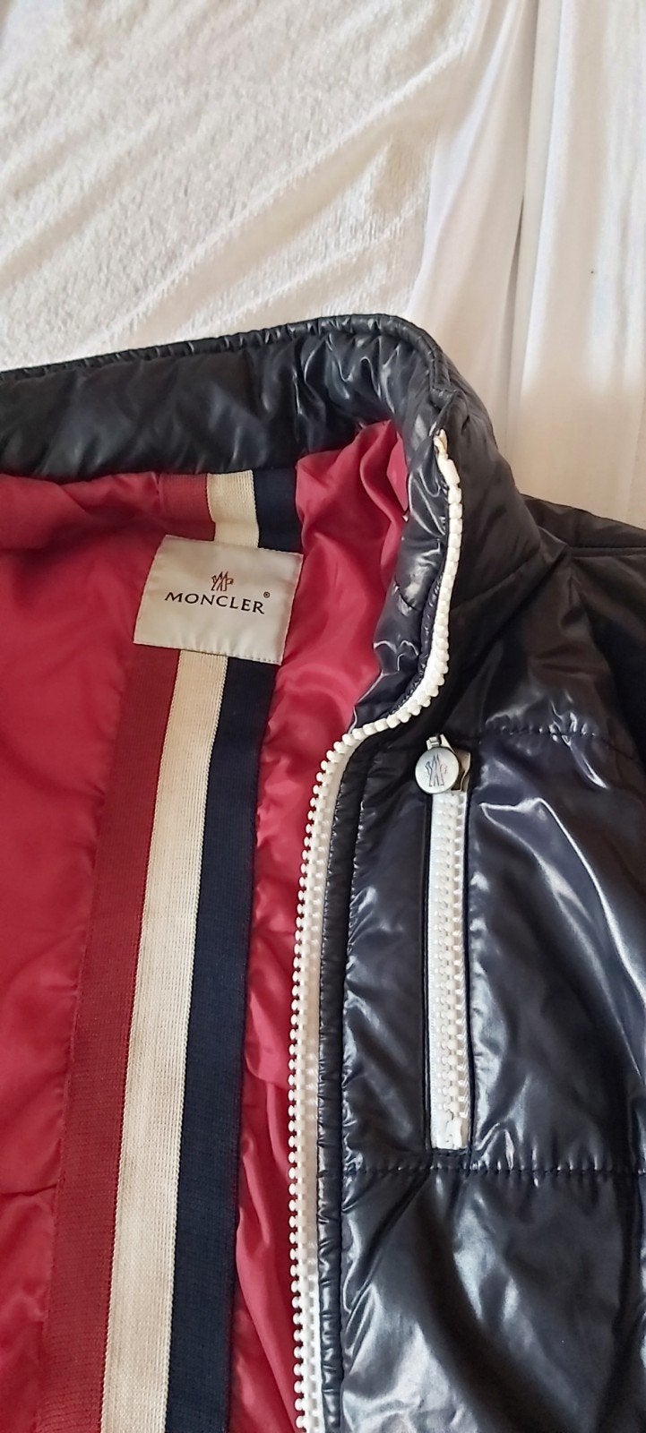 Herenjas moncler, Ophalen