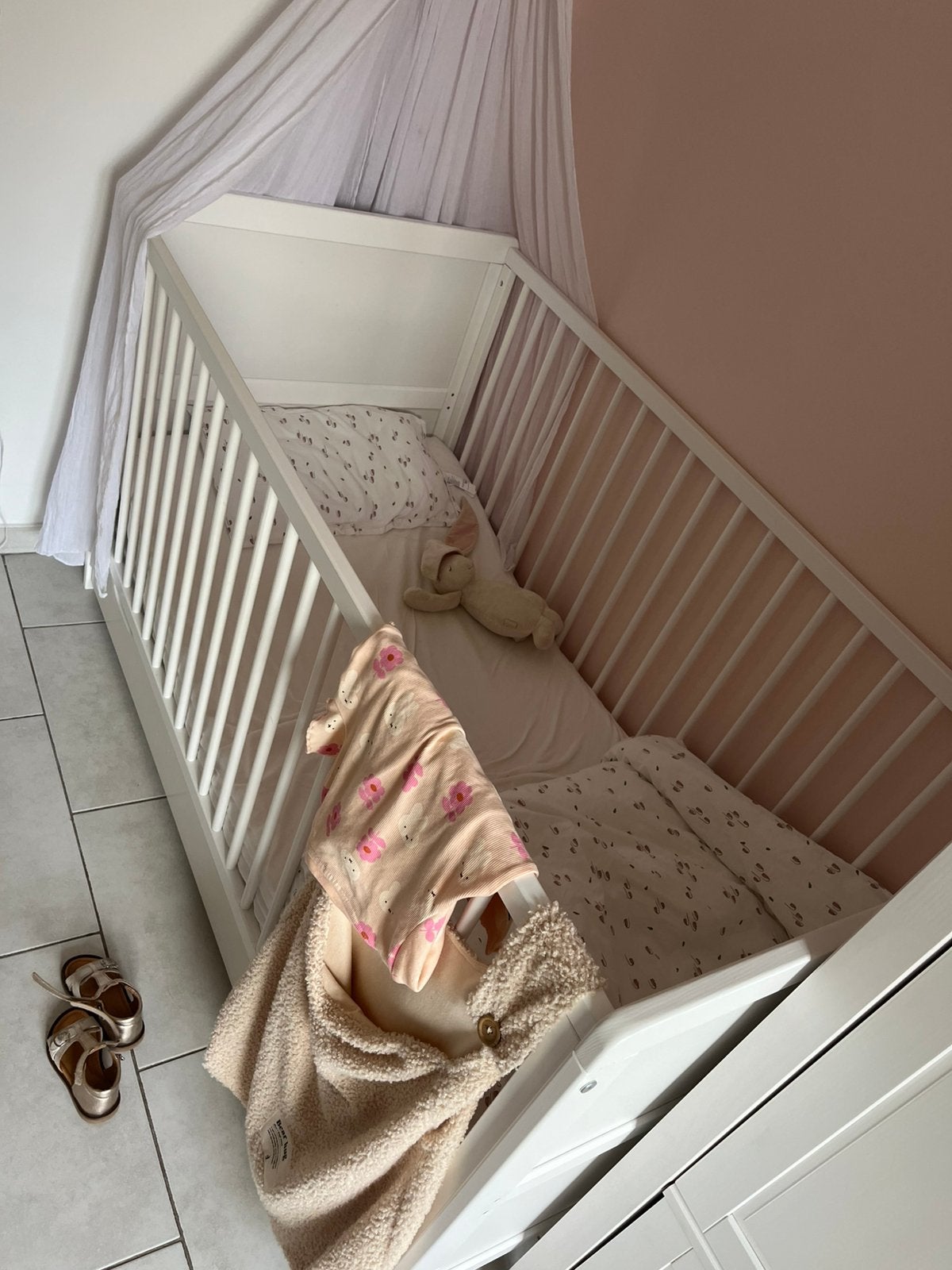 Baby/peuterbed, Ophalen, 70 tot 85 cm, 140 tot 160 cm, Zo goed als nieuw